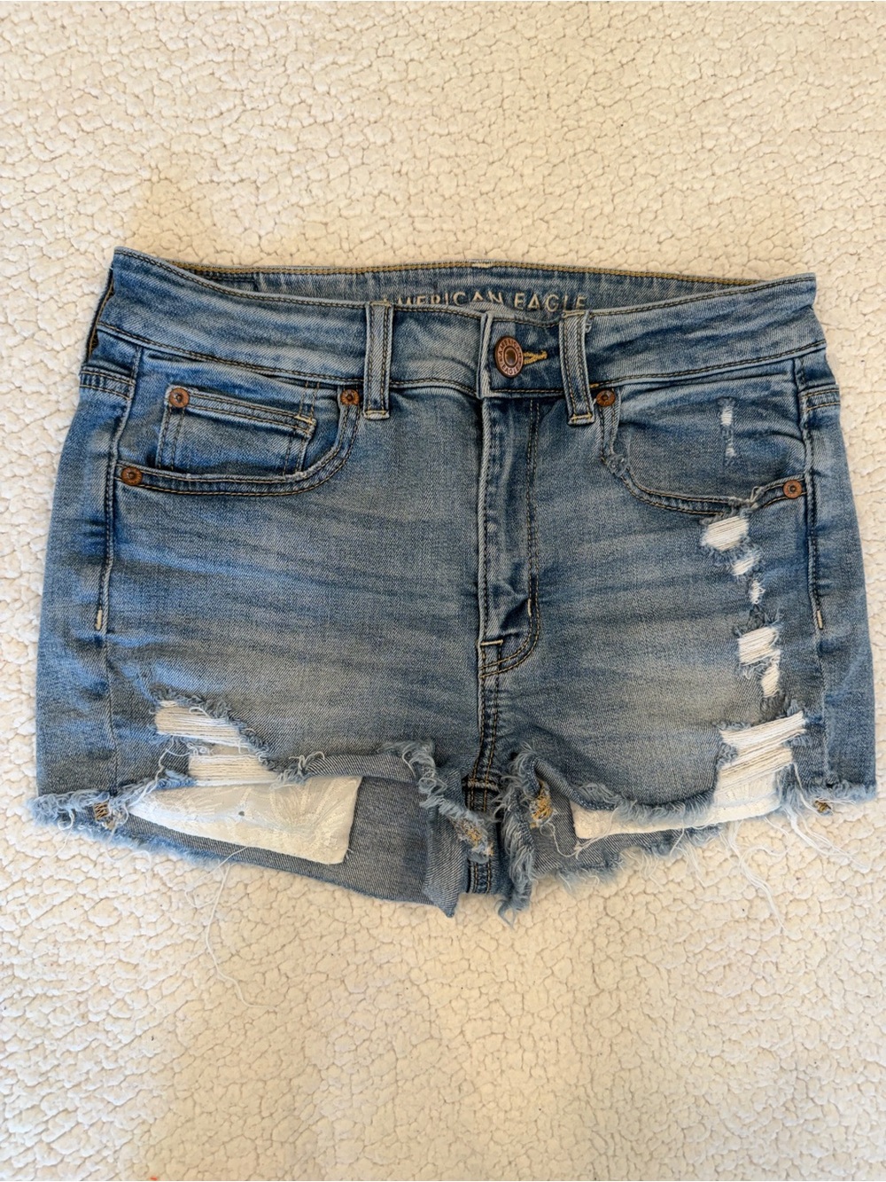 American Eagle Hi-Rise Denim Shorts Size 6 Distressed Frayed Hem Light Wash